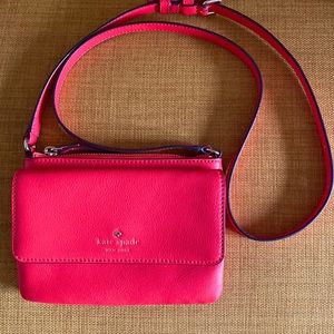 Kate Spade small geranium crossbody bag NWOT.